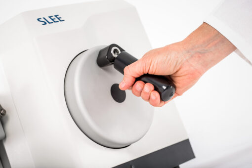 FULLY-AUTOMATIC PRECISION MICROTOME - CUT 6062 - Image 4