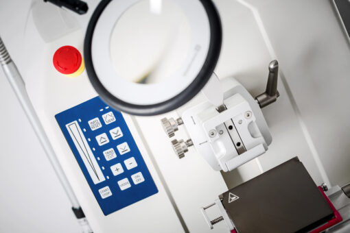 FULLY-AUTOMATIC PRECISION MICROTOME - CUT 6062 - Image 2